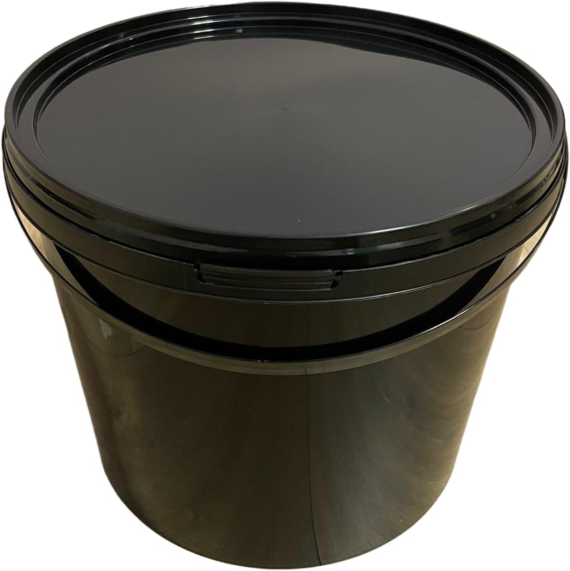 Eimer mit Deckel schwarz